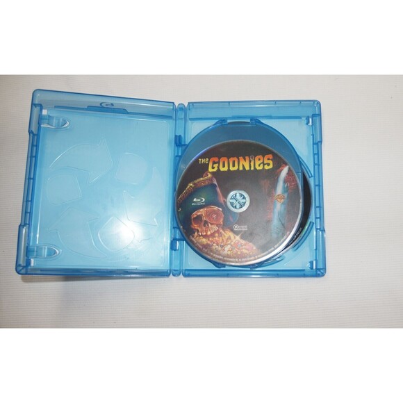 The Goonies / Gremlins / Gremlins 2: the New Batch (Blu-ray, 1990) - Picture 4 of 4